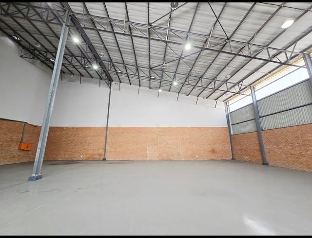 677M² OFFICE TO LET IN COSMO BUSINESS PARK